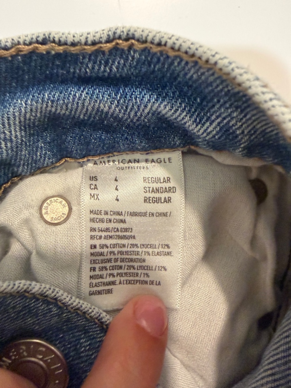 American Eagle Ripped Jeans - Picture 3 of 3